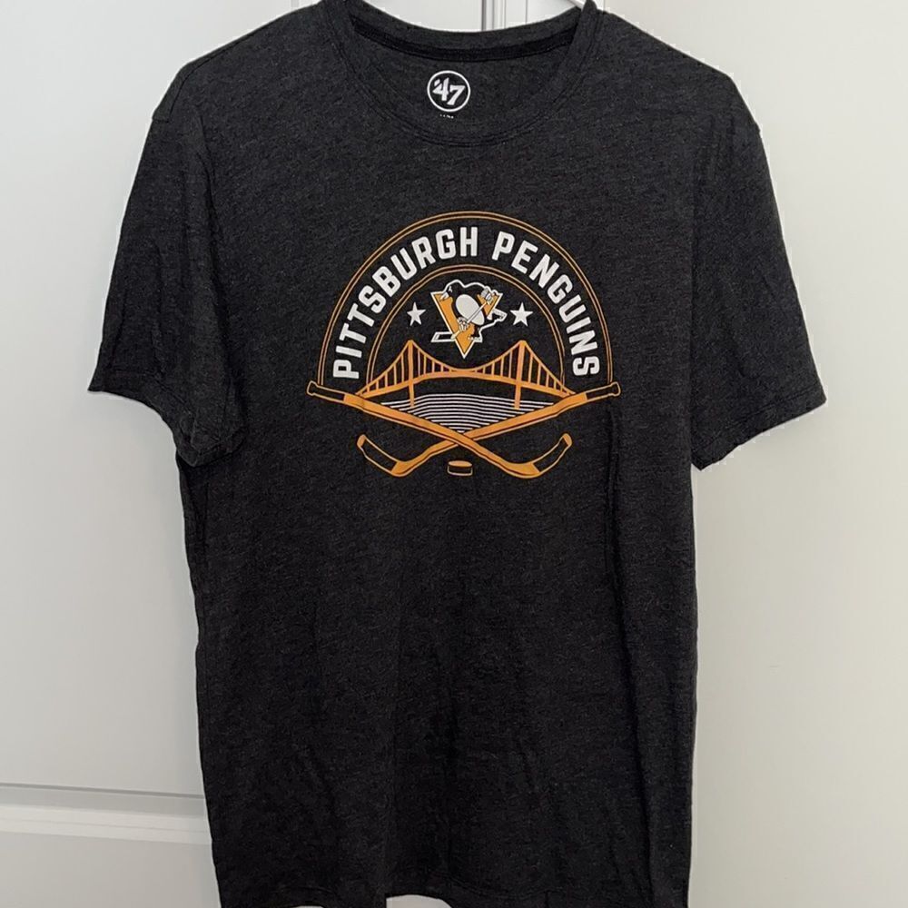 brand 47 soft cotton blend Vintage style Pittsburgh Penguins dark Gray NHL shirt